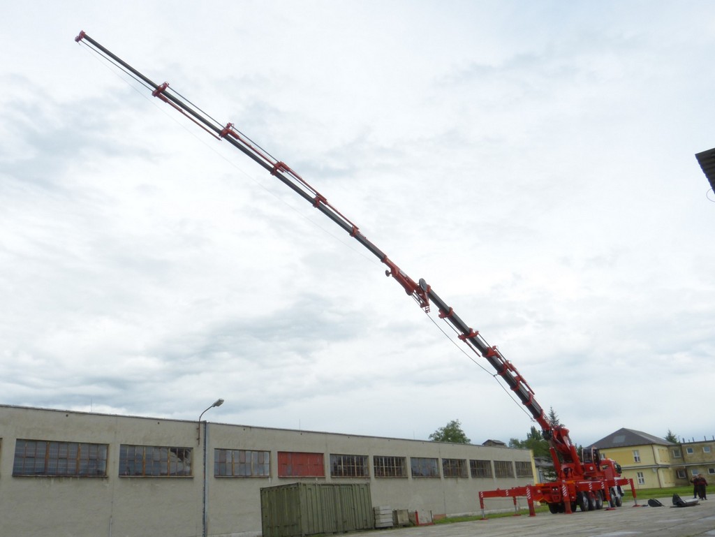 HK 240 K7 + L6 (3).JPG