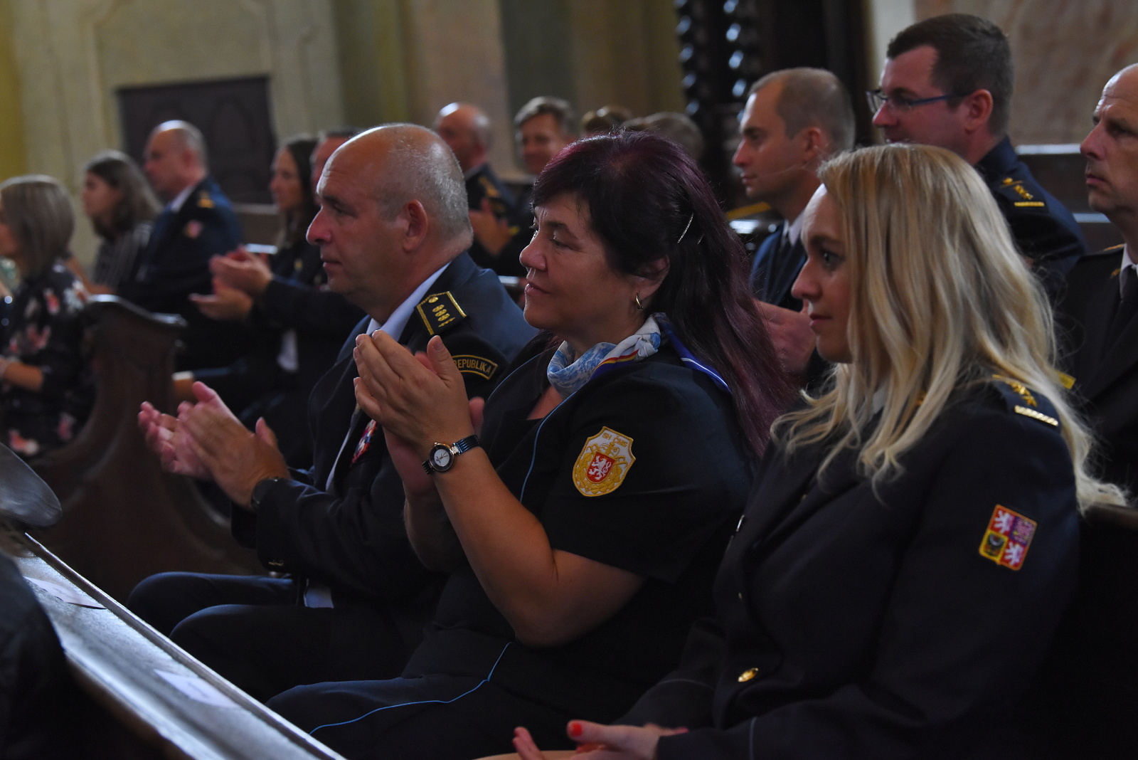 Hosté letního koncertu v kostele sv. Mikuláše na Malostranském náměstí v Praze (2).JPG