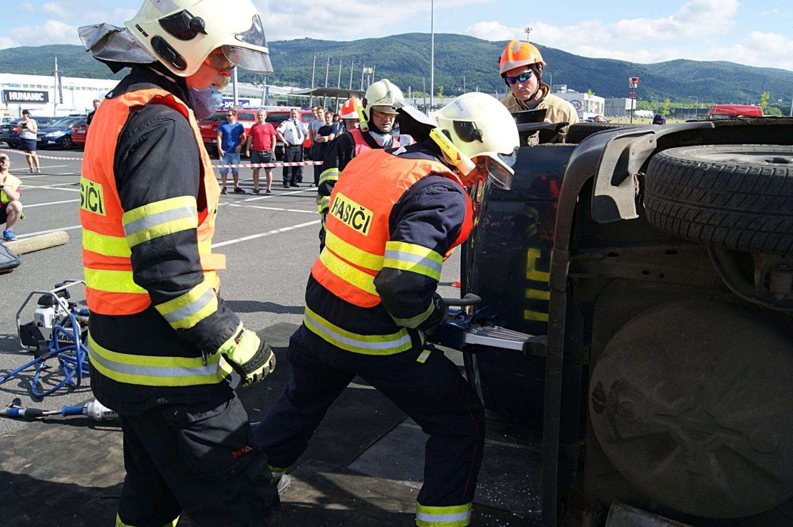 Krajská soutěž vyprošťování Teplice 17 (1).jpg