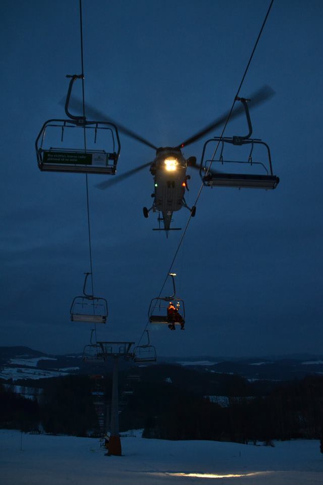 Leteční záchranáři - výcvik, Lipno - 20. a 21. 2. 2019 (1).jpg