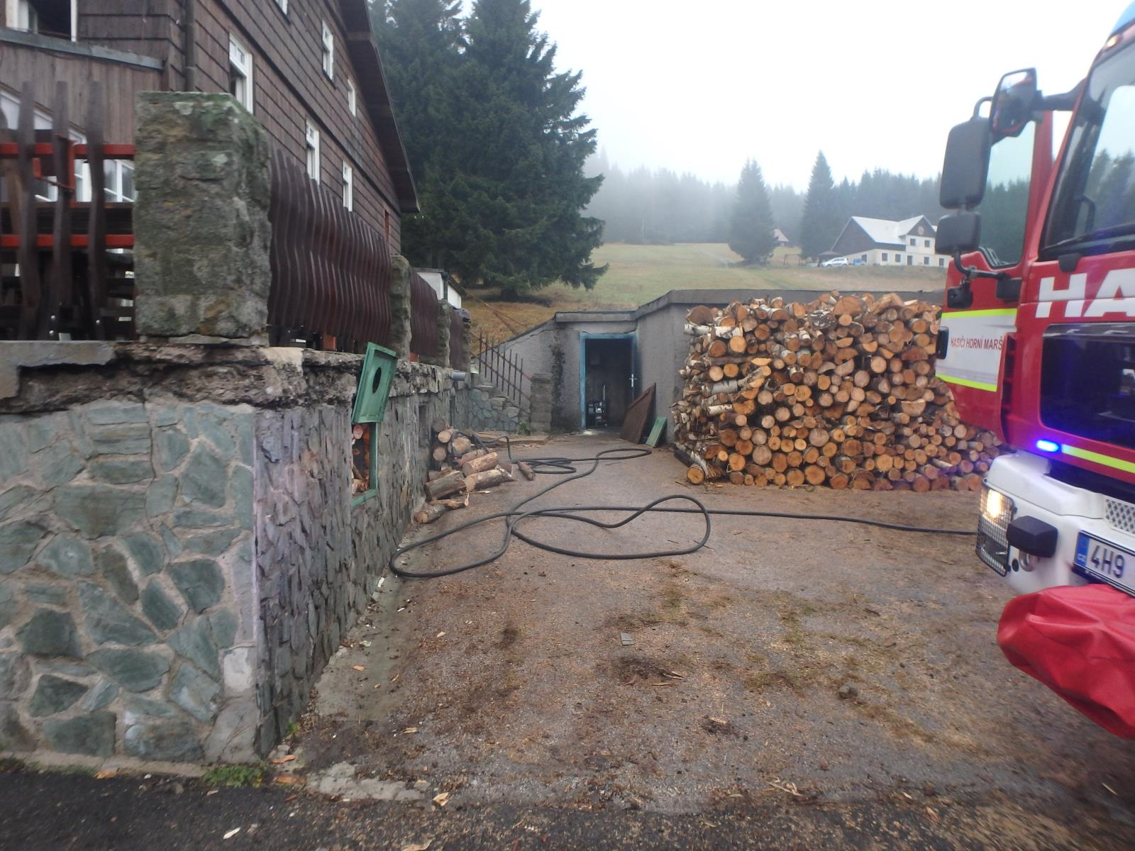 Lysečinská bouda2.JPG