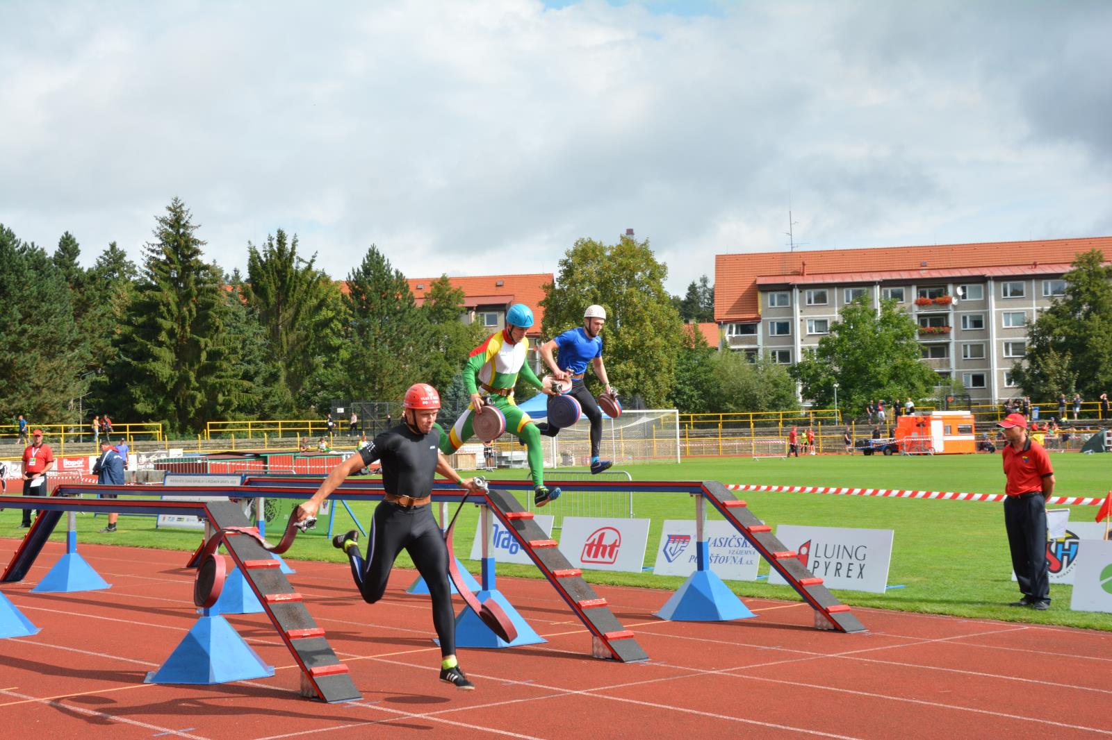 MČR v požárním sportu (foto HZS KVK) (5).JPG