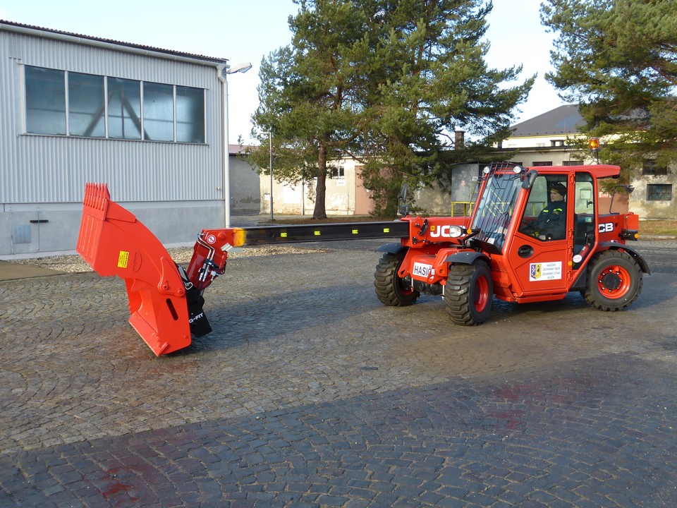 Manipulátor JCB (3).jpg