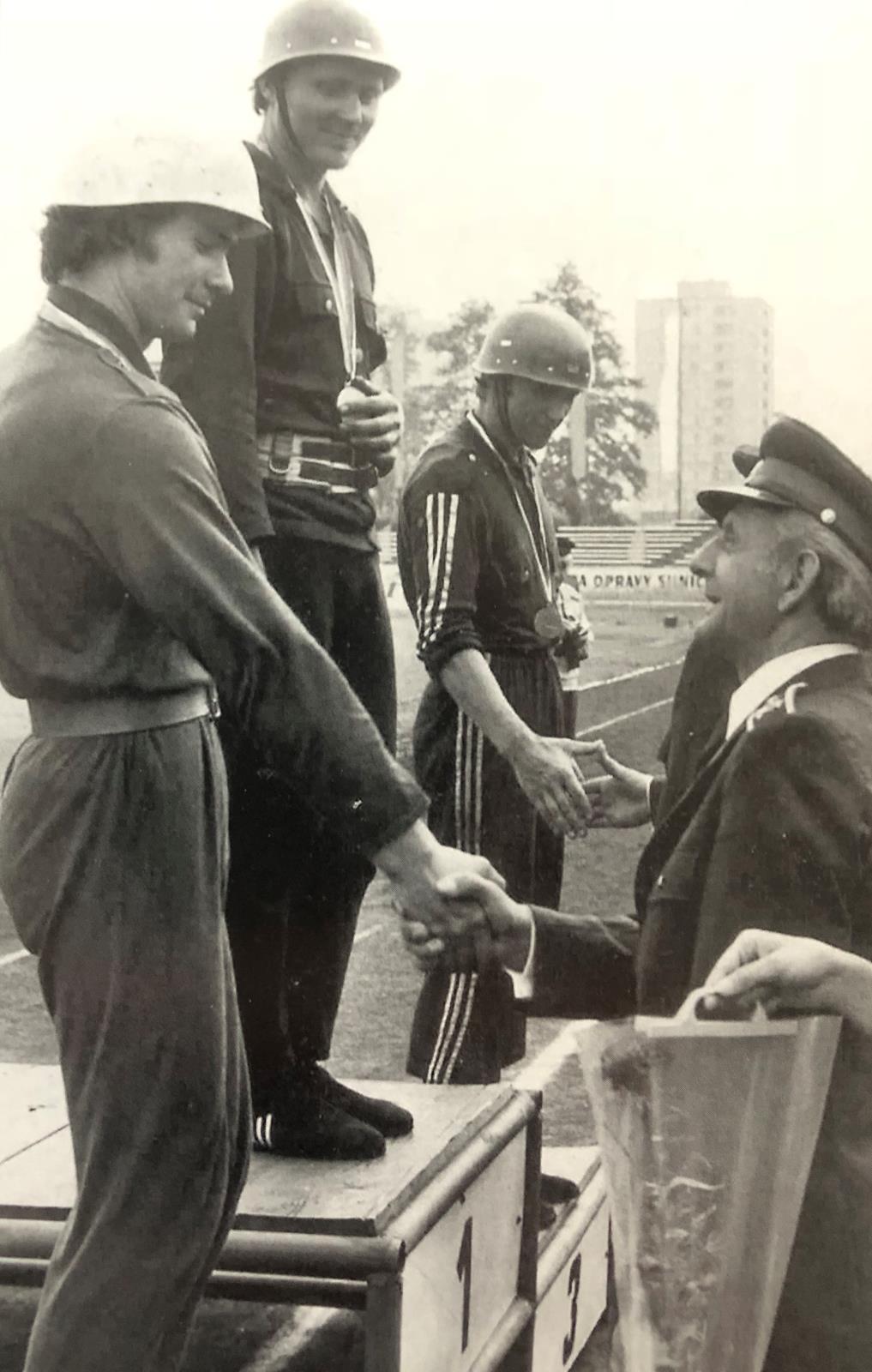 Miloslav Závorka - první z leva (2).JPG