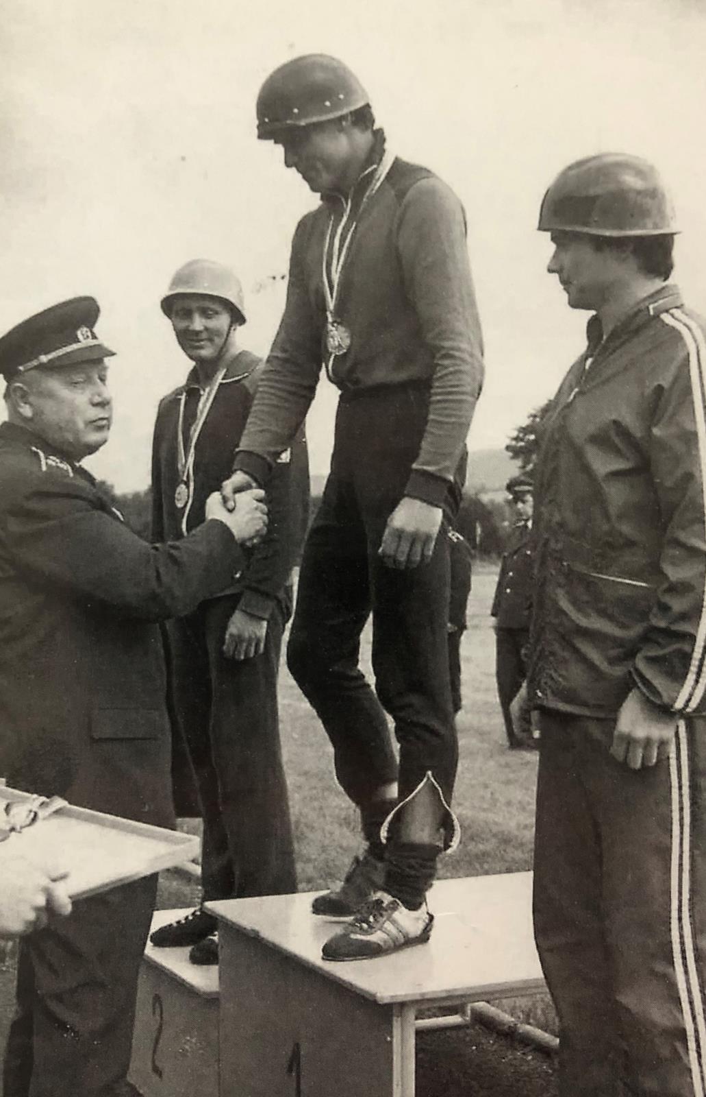 Miloslav Závorka - první z prava (3).JPG