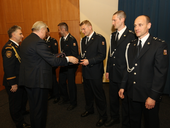 Mistři TFA a kolektiv roku 2017 (4).JPG