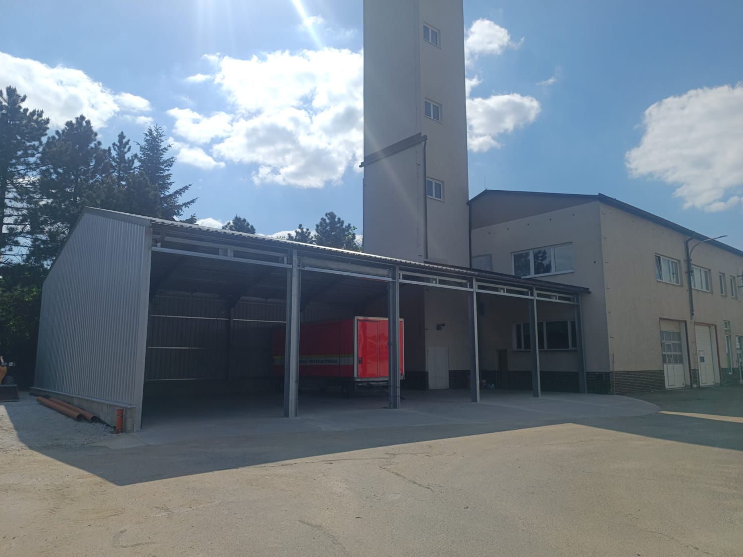 Montovaný přístřešek CHS Třebíč