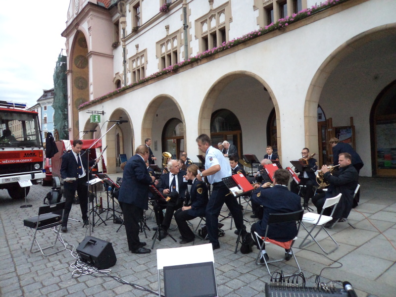 Oslava 70.let profesionálních hasičů v Olomouci 18.9.2015