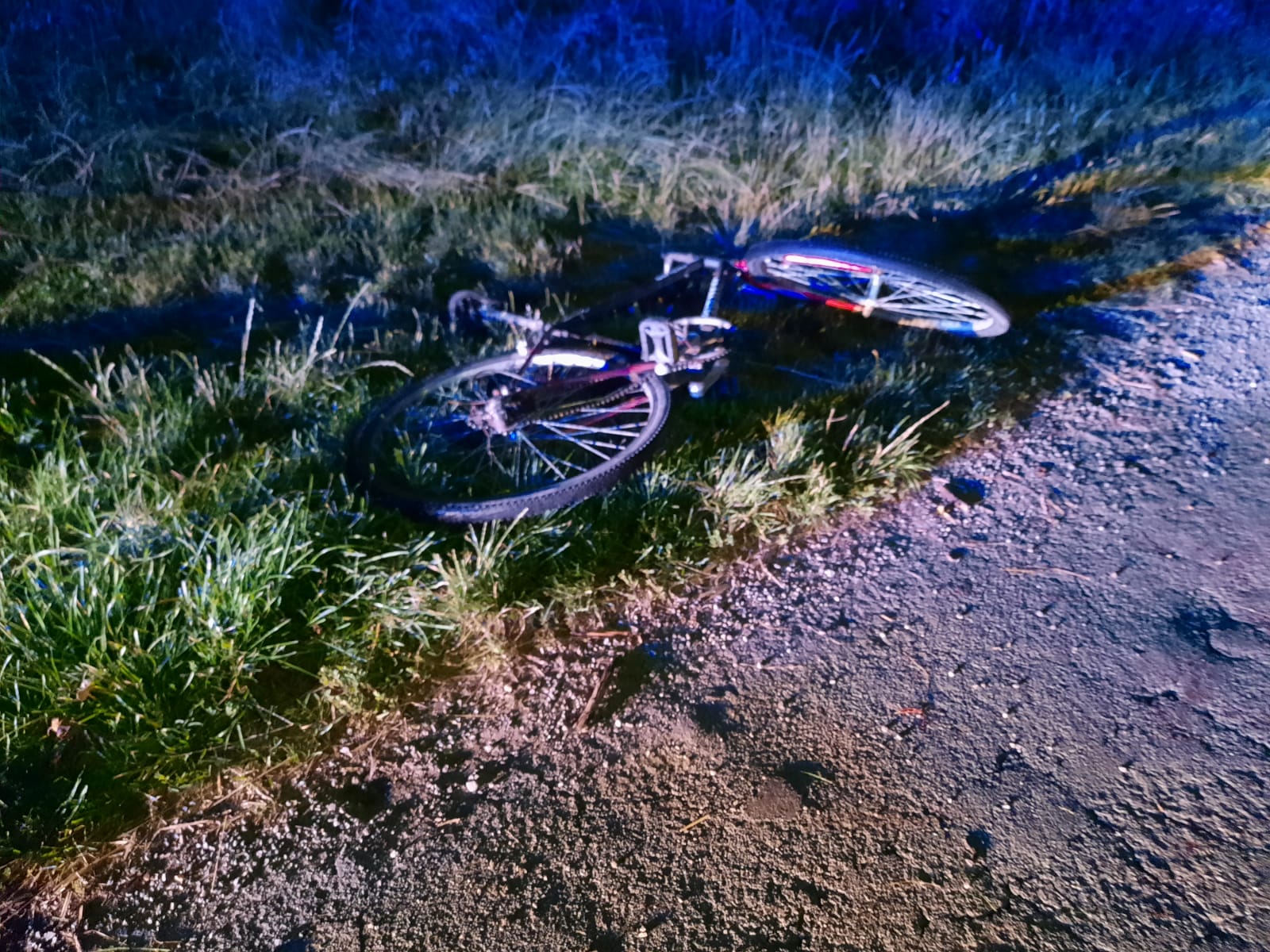 Osvícení plochy pro LZS, Chýnov - 24. 7. 2020 (4).jpg