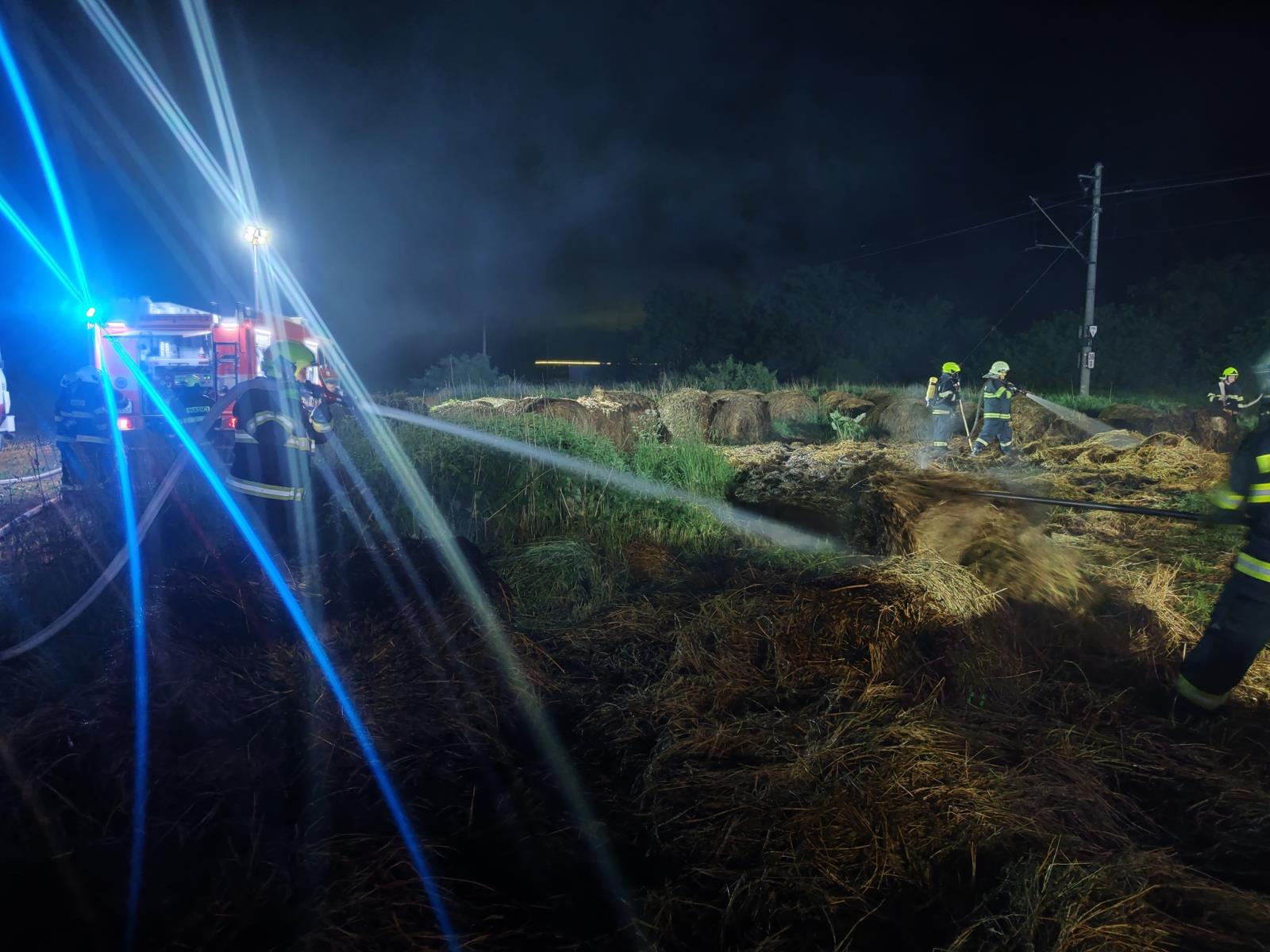 P balíků slámy (1).jpg