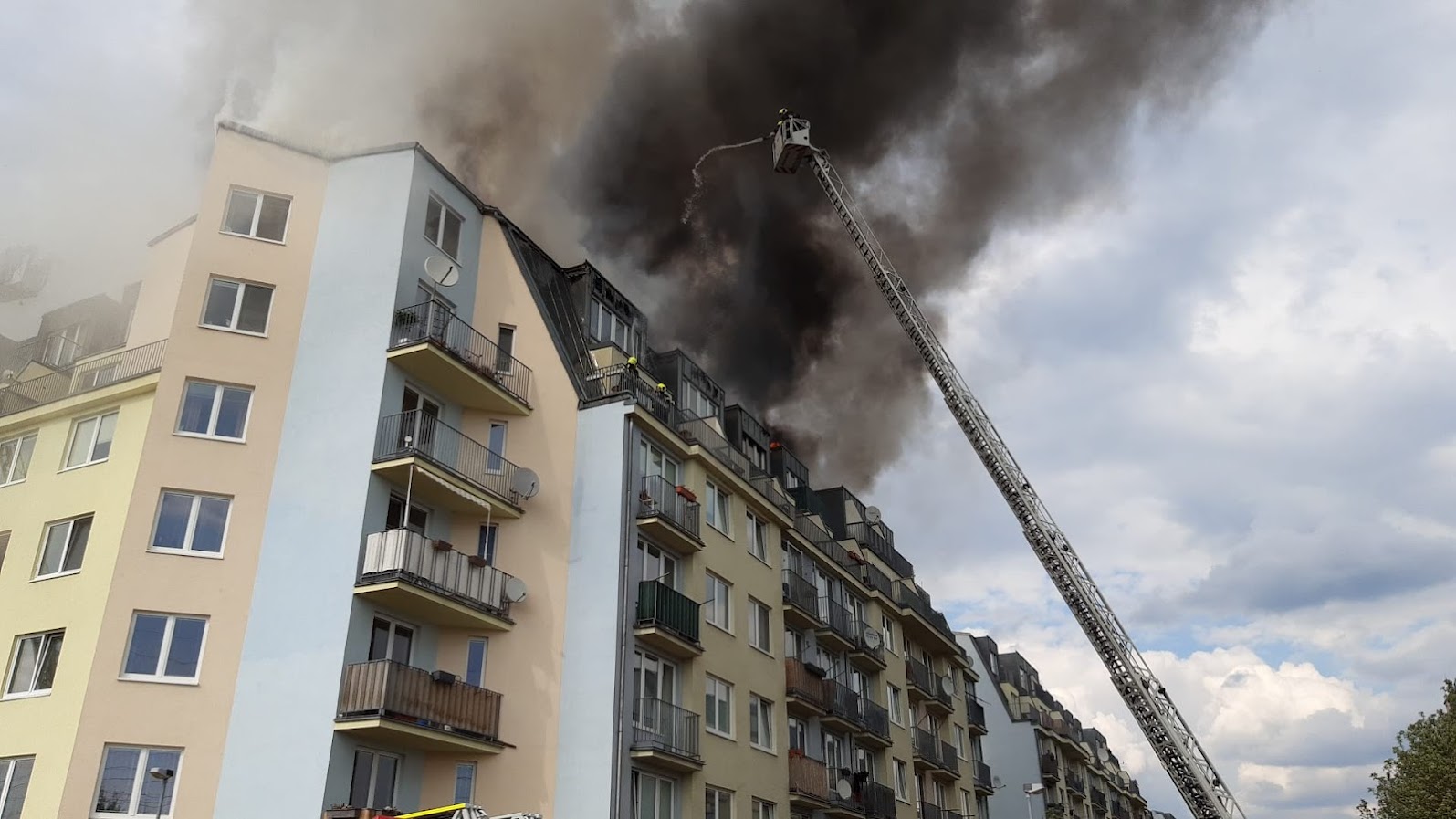 PHA_Požár bytu v Praze 11.jpg