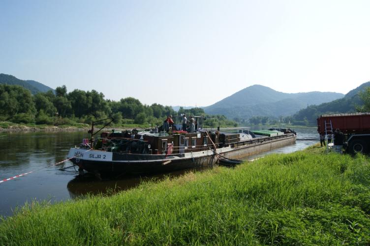 Poškozená loď 7.jpg