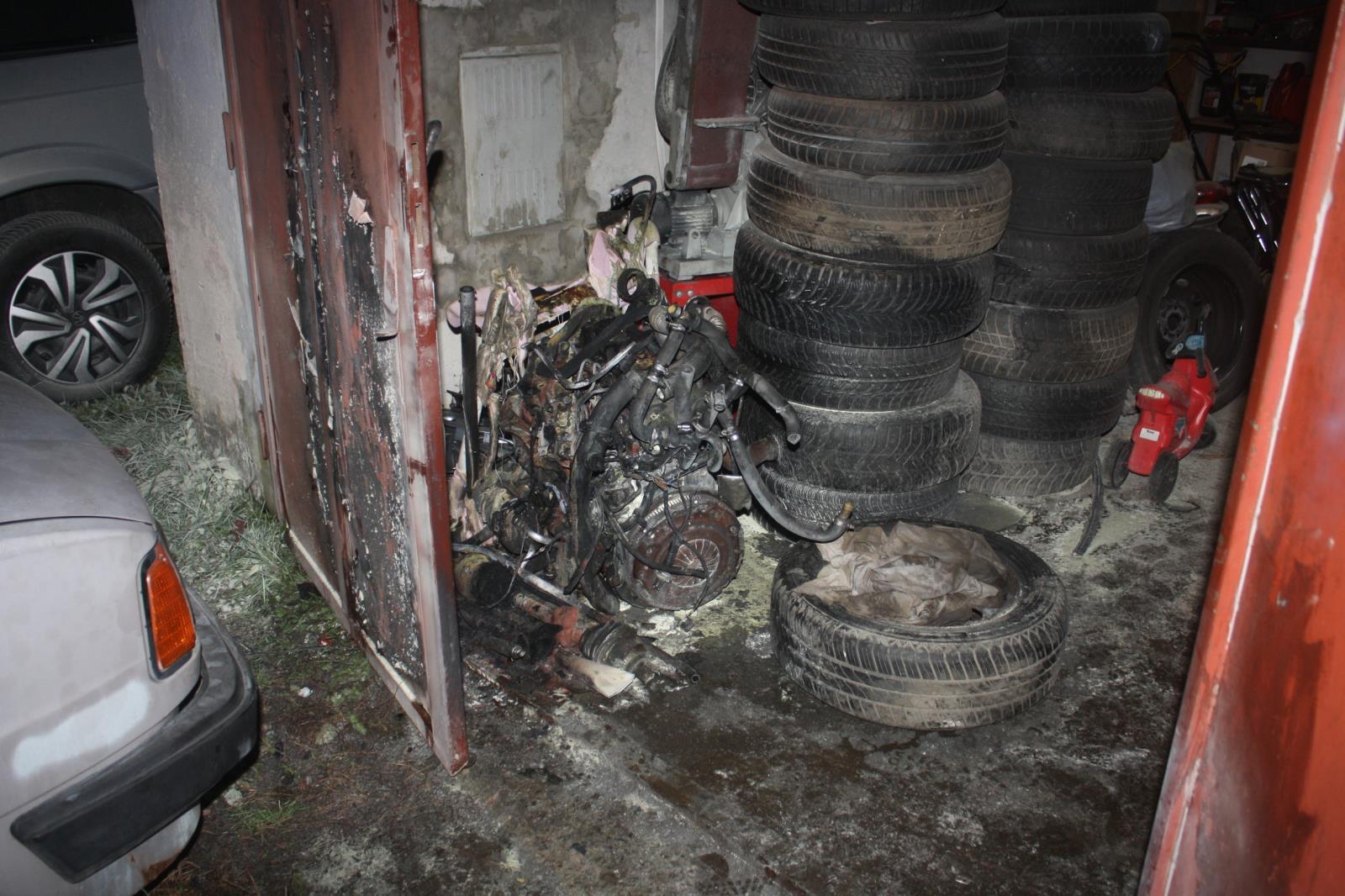 Požár, Týn nad Vltavou. - 8. 11. 2019.jpg