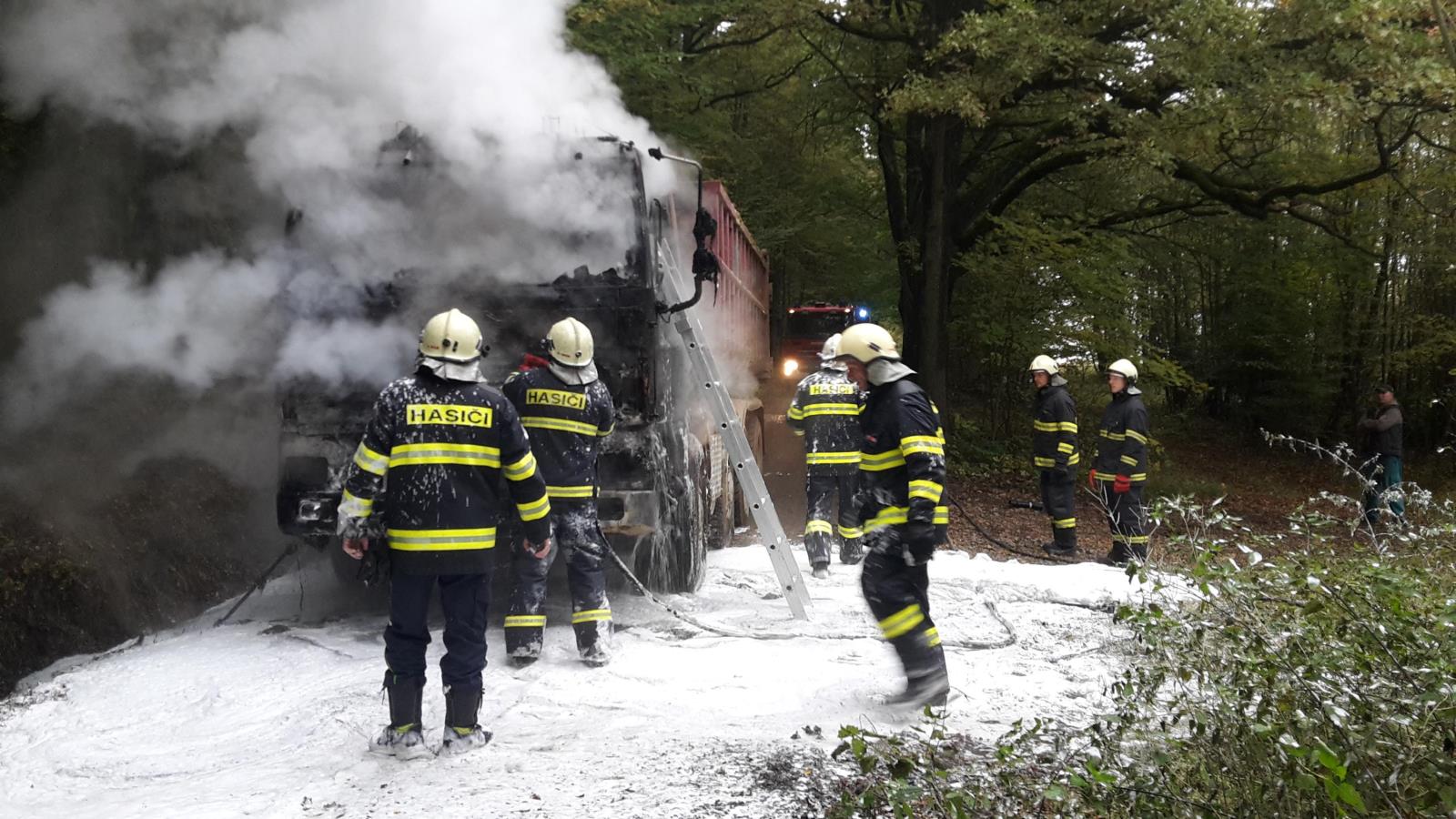 Požár NA, Vyšný - 14. 10. 2016 (10).jpg
