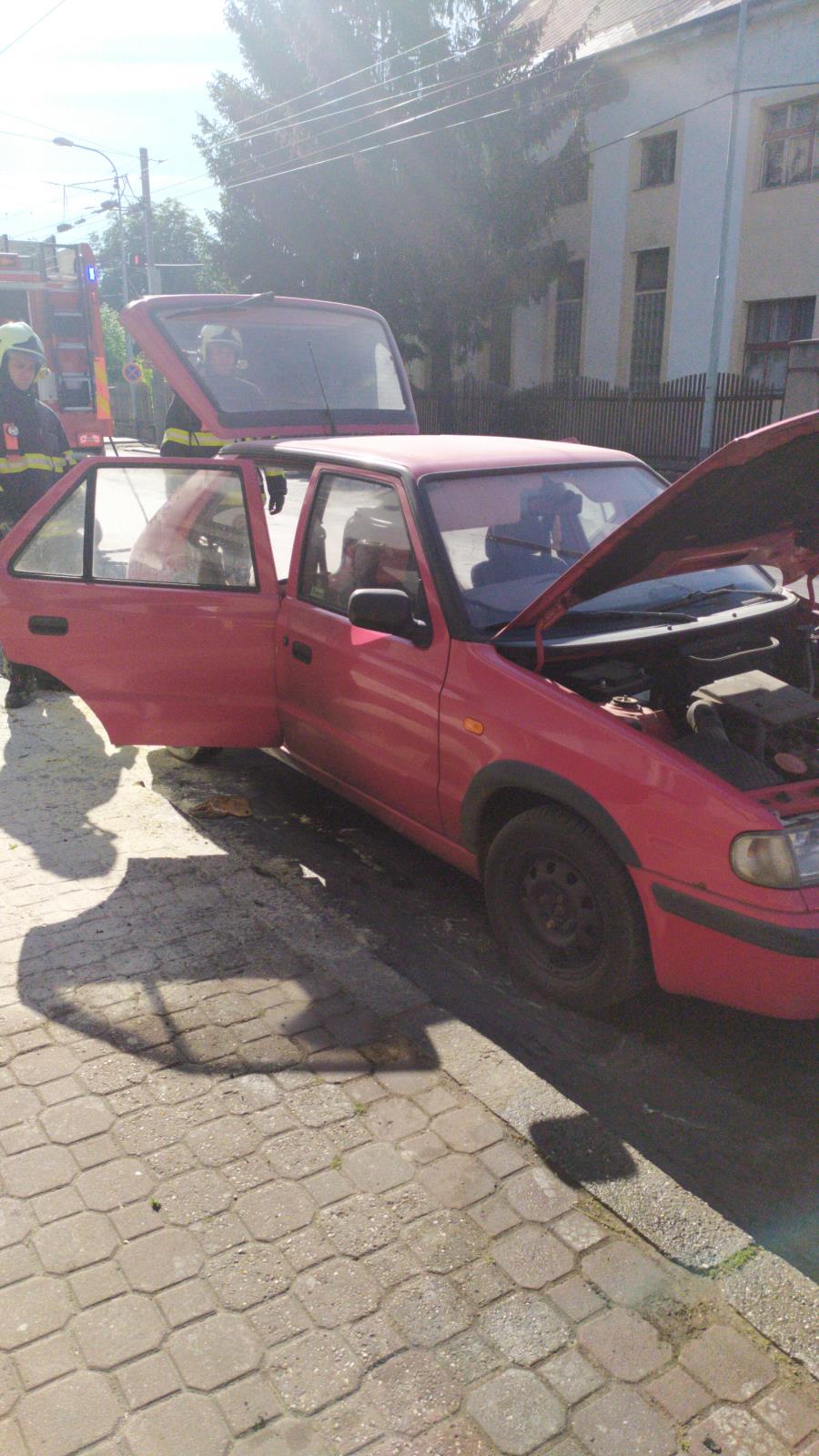 Požár auta Ústí nad Labem (4).jpeg
