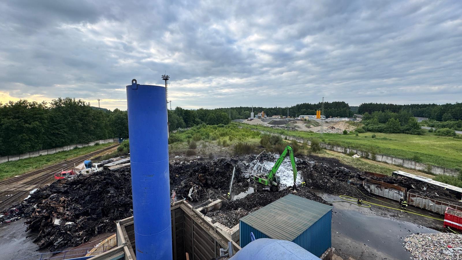 Požár autovraků ČL, 28. 6. 2025