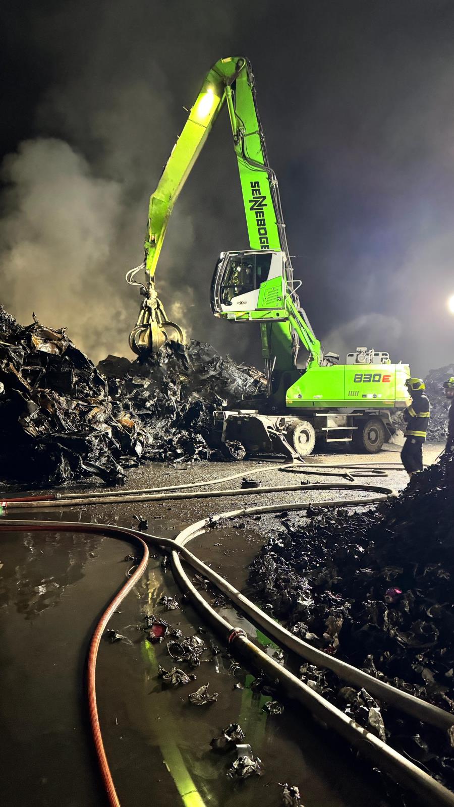 Požár autovraků ČL, 28. 6. 2025