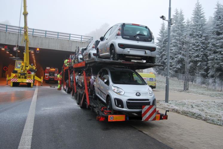 Požár kamionu D8.jpg