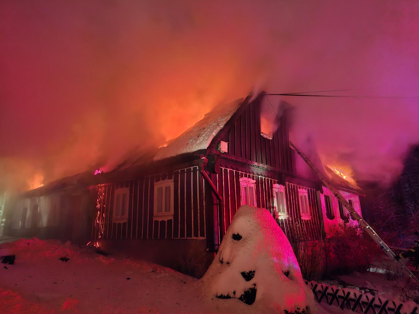 Požár objektu Jablonecké Paseky