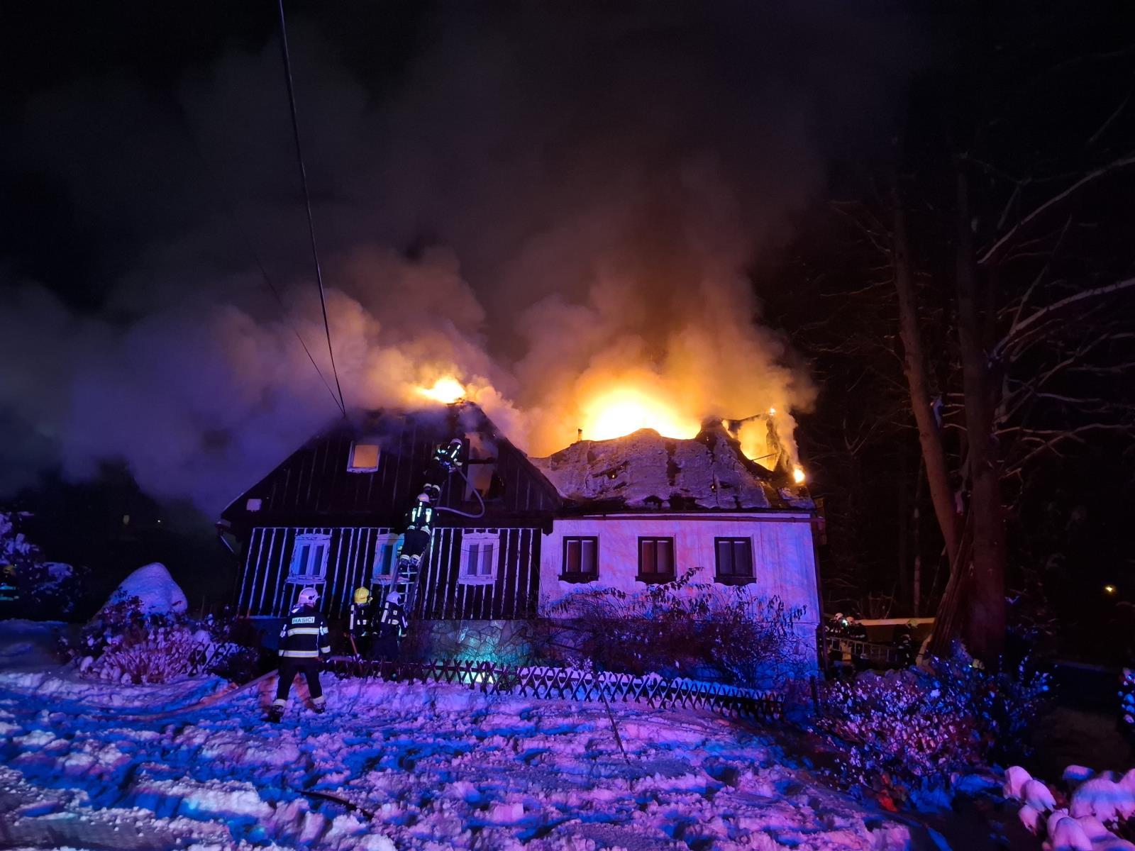 Požár objektu Jablonecké Paseky