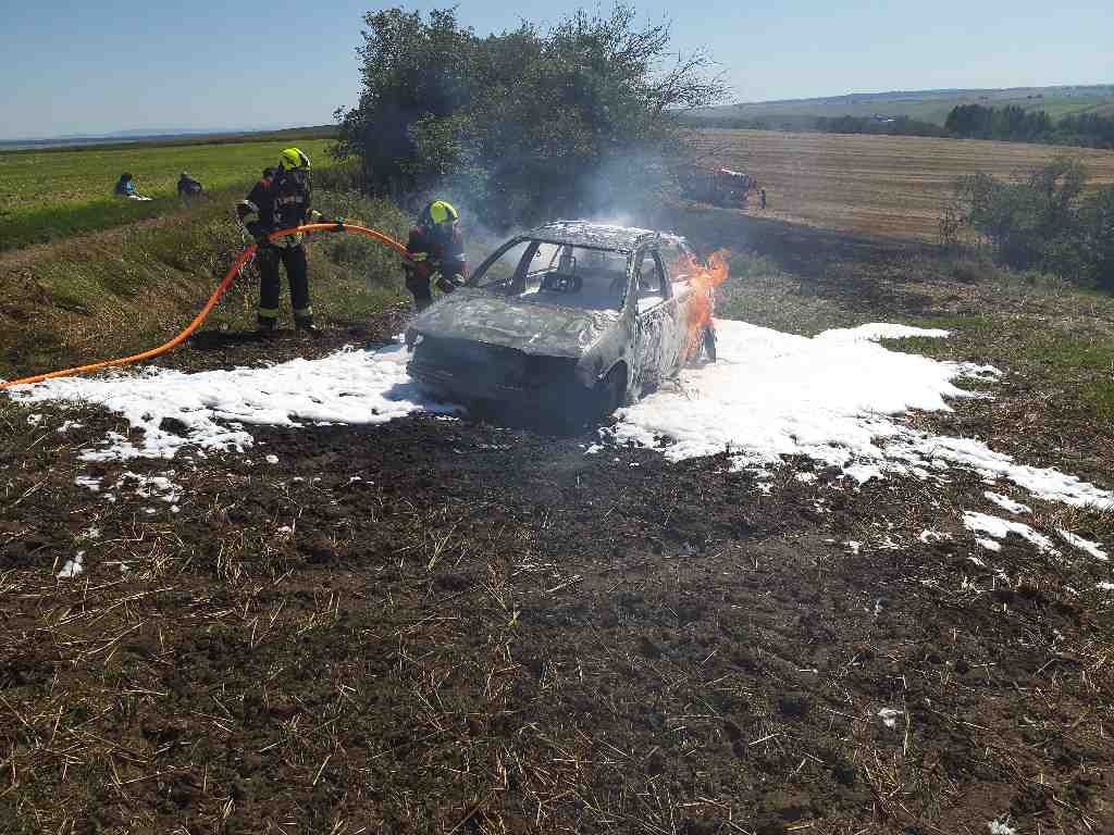 Požár pole a OA (2).jpg
