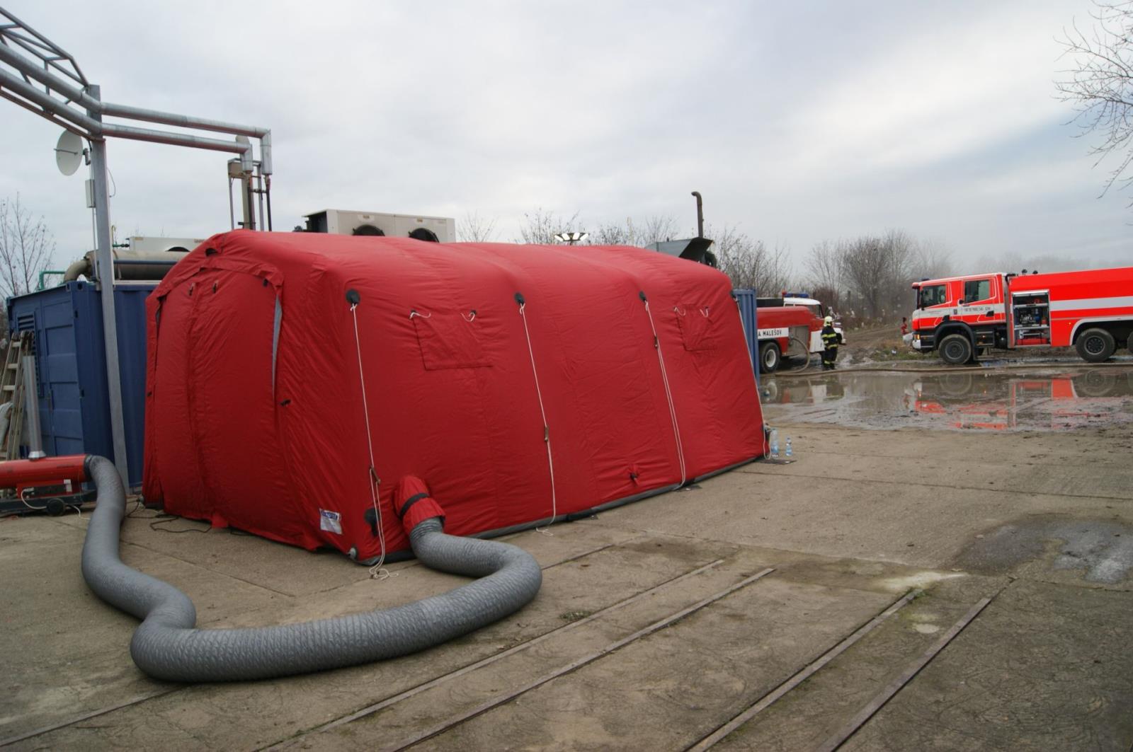 Požár skládka Želechovice (12).JPG