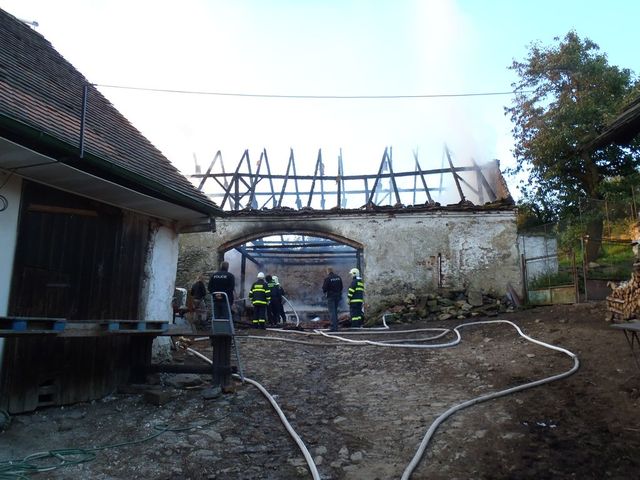 Požár stodoly Kadešice/04.JPG