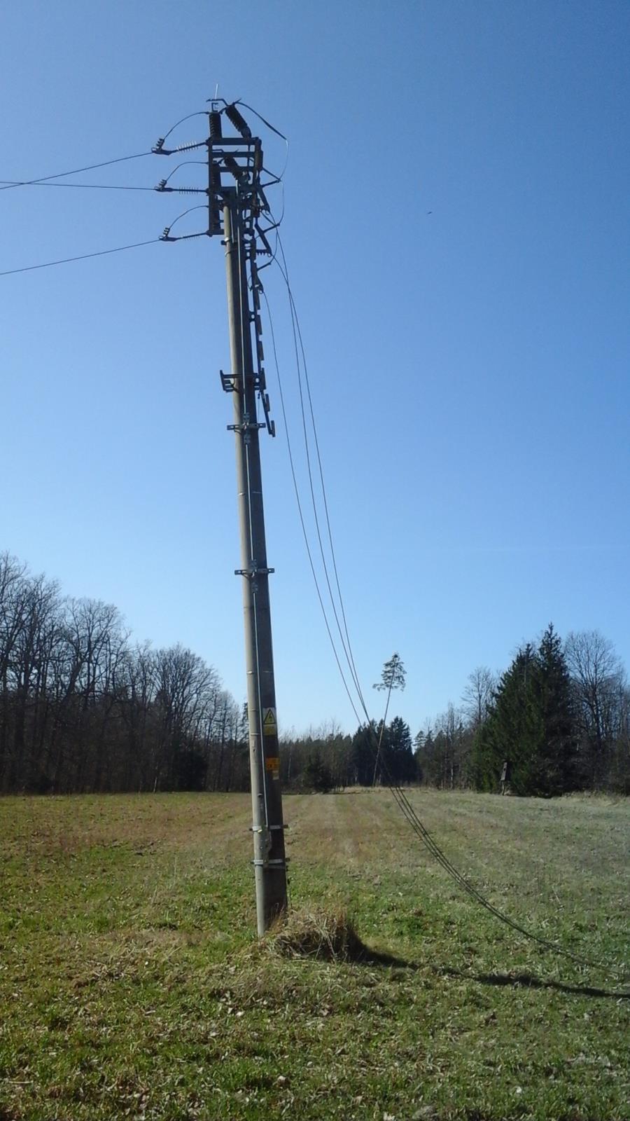 Požár transformátoru, Hluboká nad Vltavou - 23. 3. 2019 (2).jpg