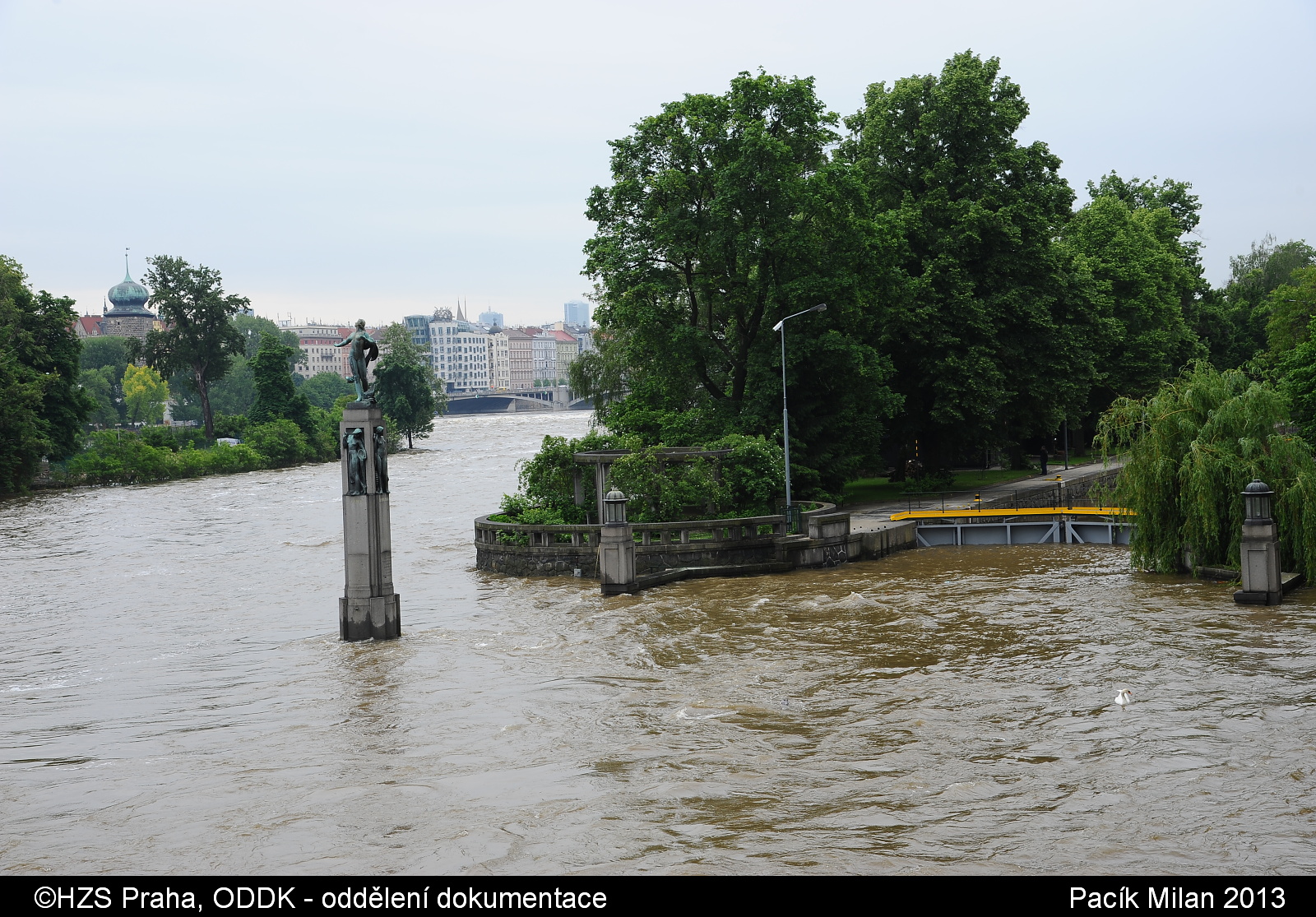 Praha_voda_Pa10.JPG