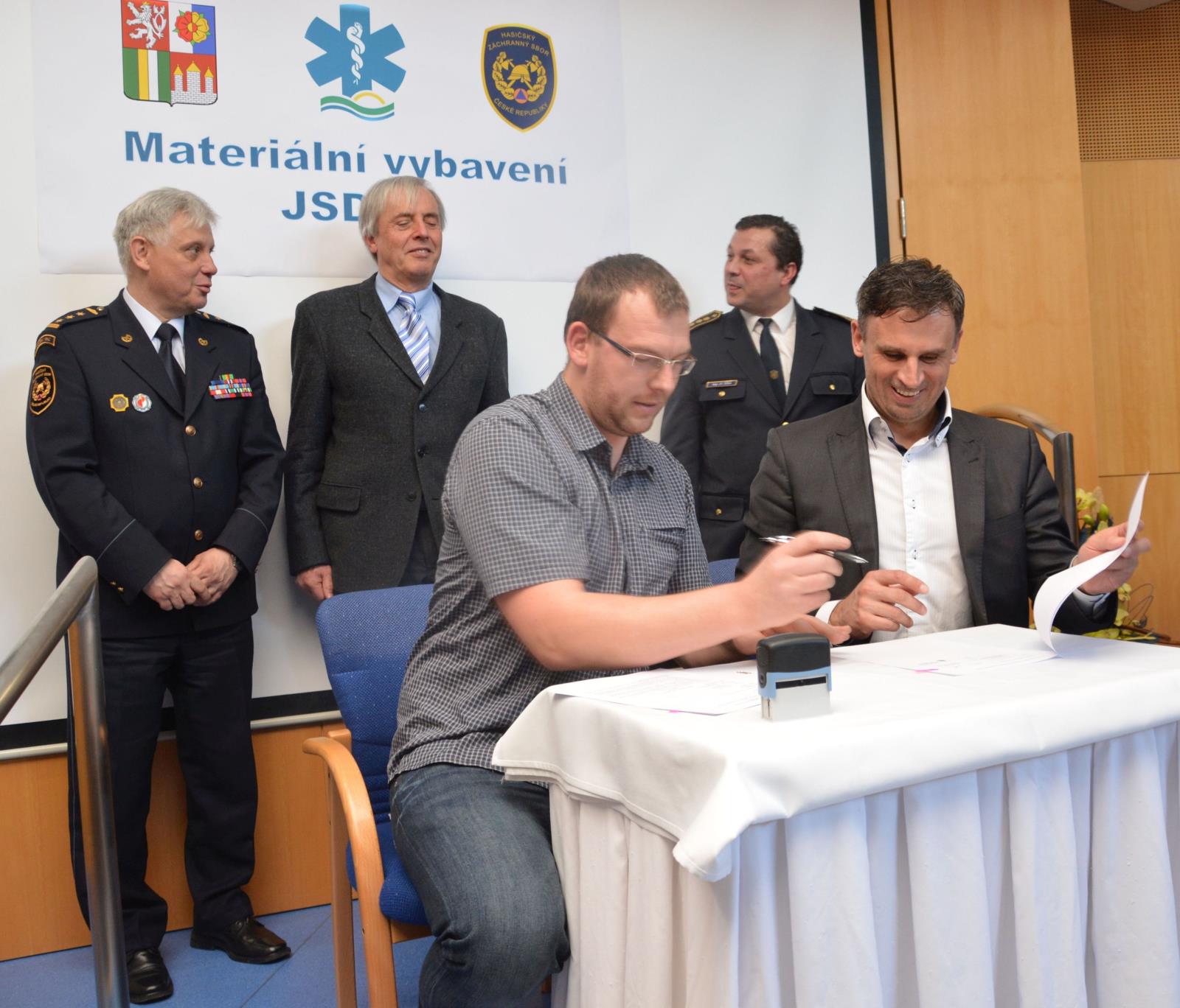 Předání radiostanic JSDHO, České Budějovice - 30. 1. 2017 (3).jpg