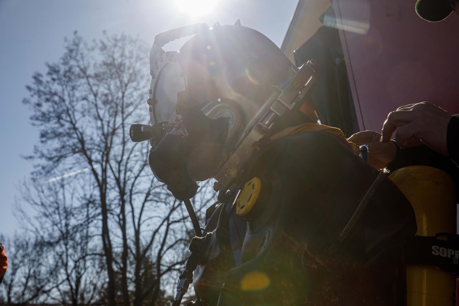 Přilbové potápění HZS KHK (5).jpg