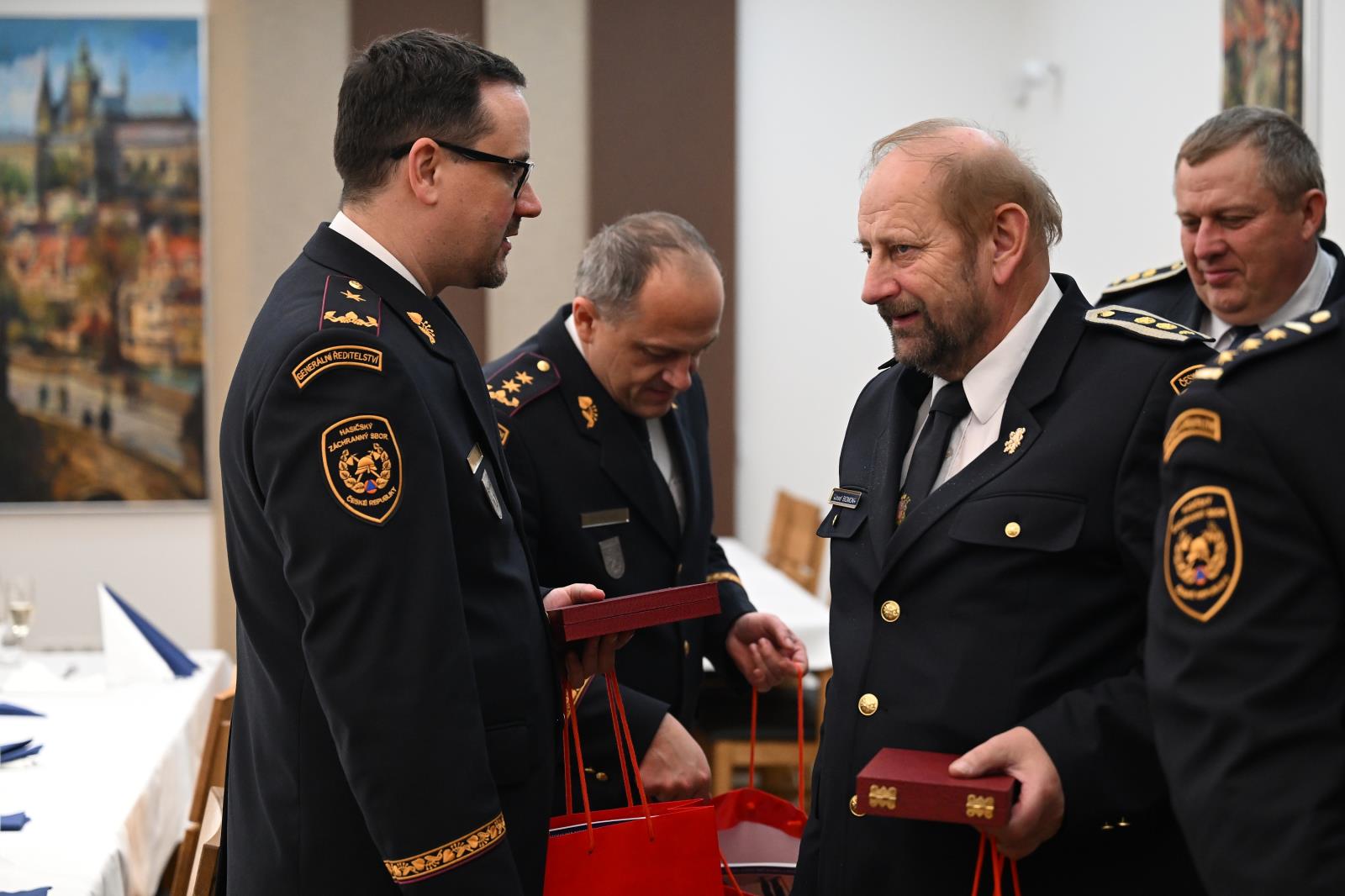 Profesionální a dobrovolní hasiči jednali o společné budoucí strategii