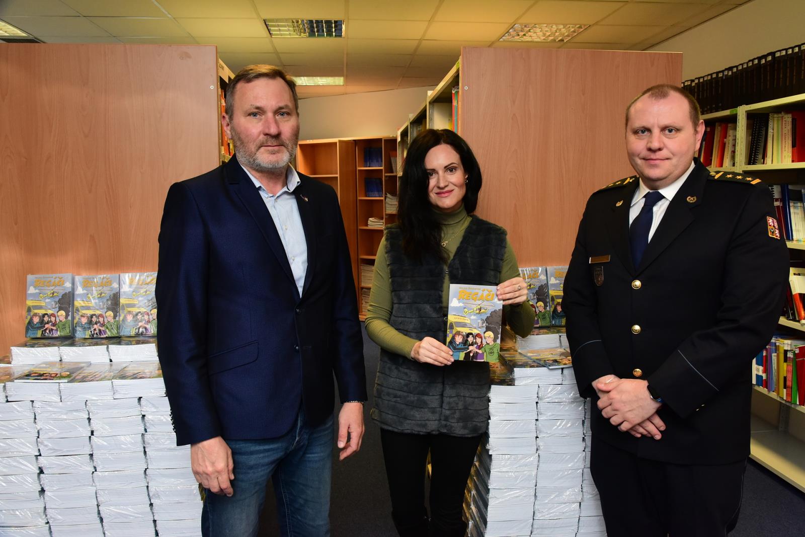 REGI Base I. darovala dětem hasičů 4 tisíce knih v hodnotě půl milionu korun DSC_0676.JPG