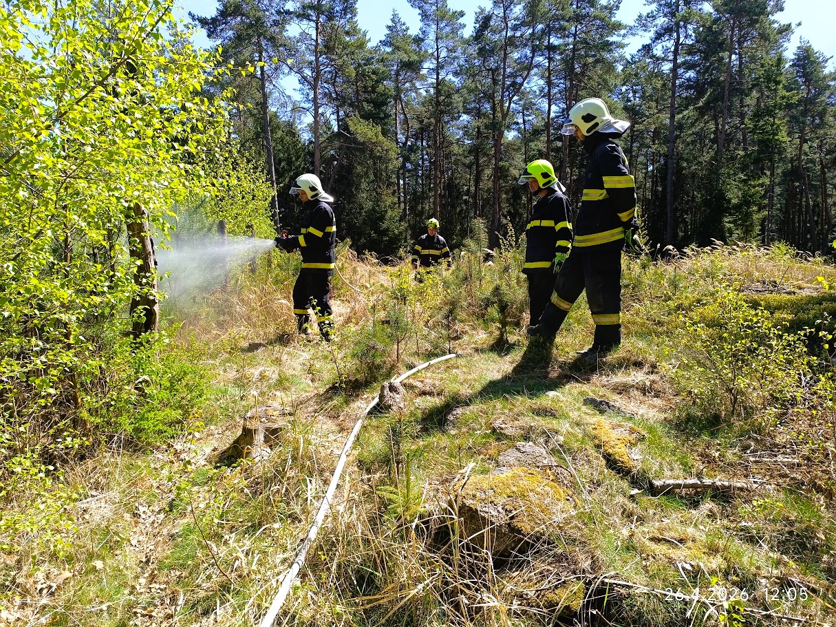 Školení JSHDO - lesní požáry, Dačice (8).jpg