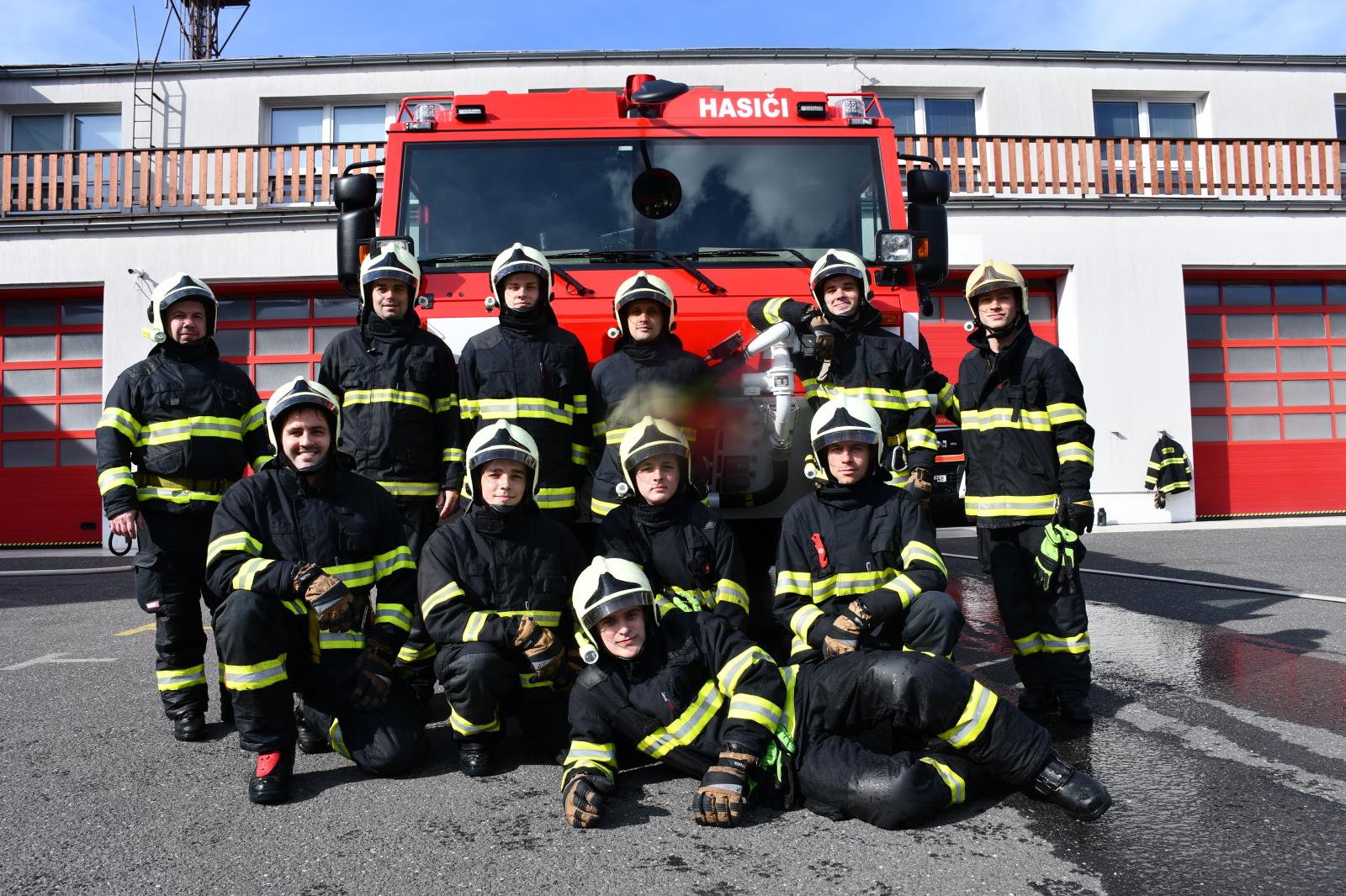  kteří se nově odborně připravují na výkon služby