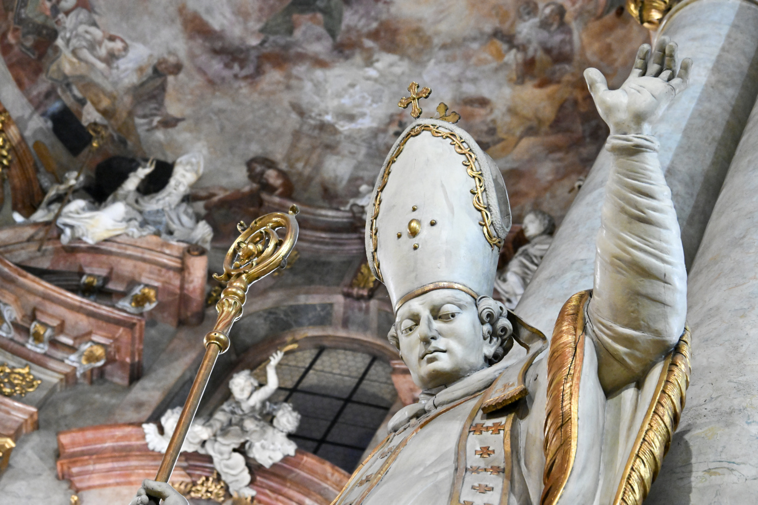 Slavnostní mše ke cti sv. Barbory v chrámu sv. Mikuláše v Praze na Malé Straně