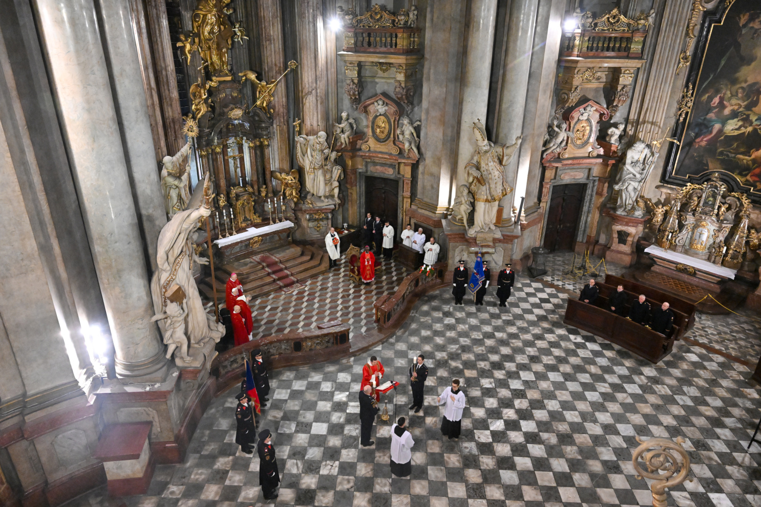 Slavnostní mše ke cti sv. Barbory v chrámu sv. Mikuláše v Praze na Malé Straně