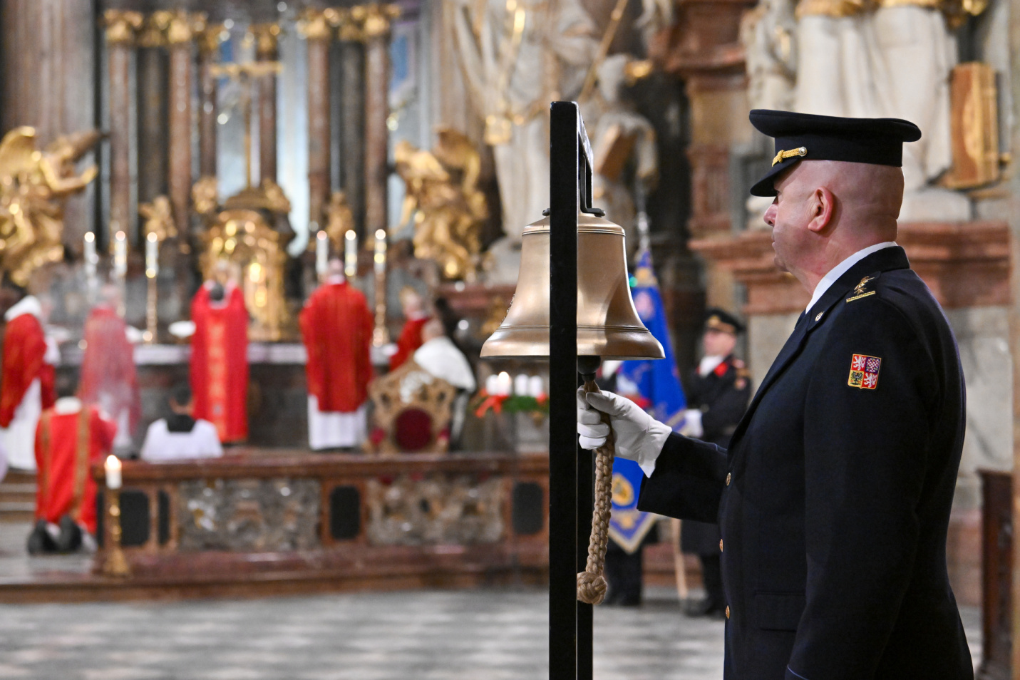 Slavnostní mše ke cti sv. Barbory v chrámu sv. Mikuláše v Praze na Malé Straně