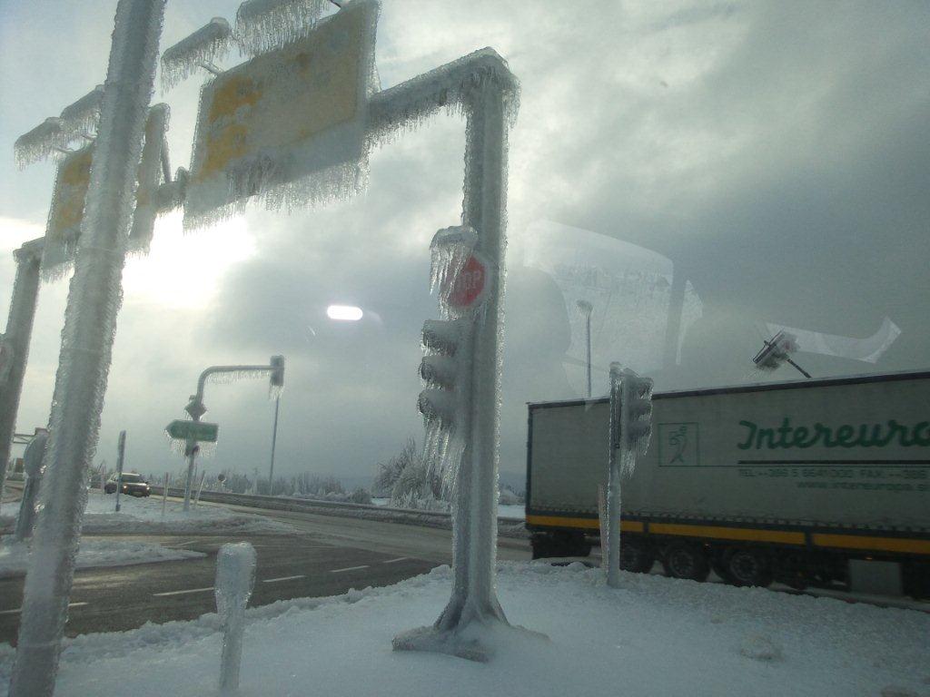 SlovinskomrazPostojna (4).jpg