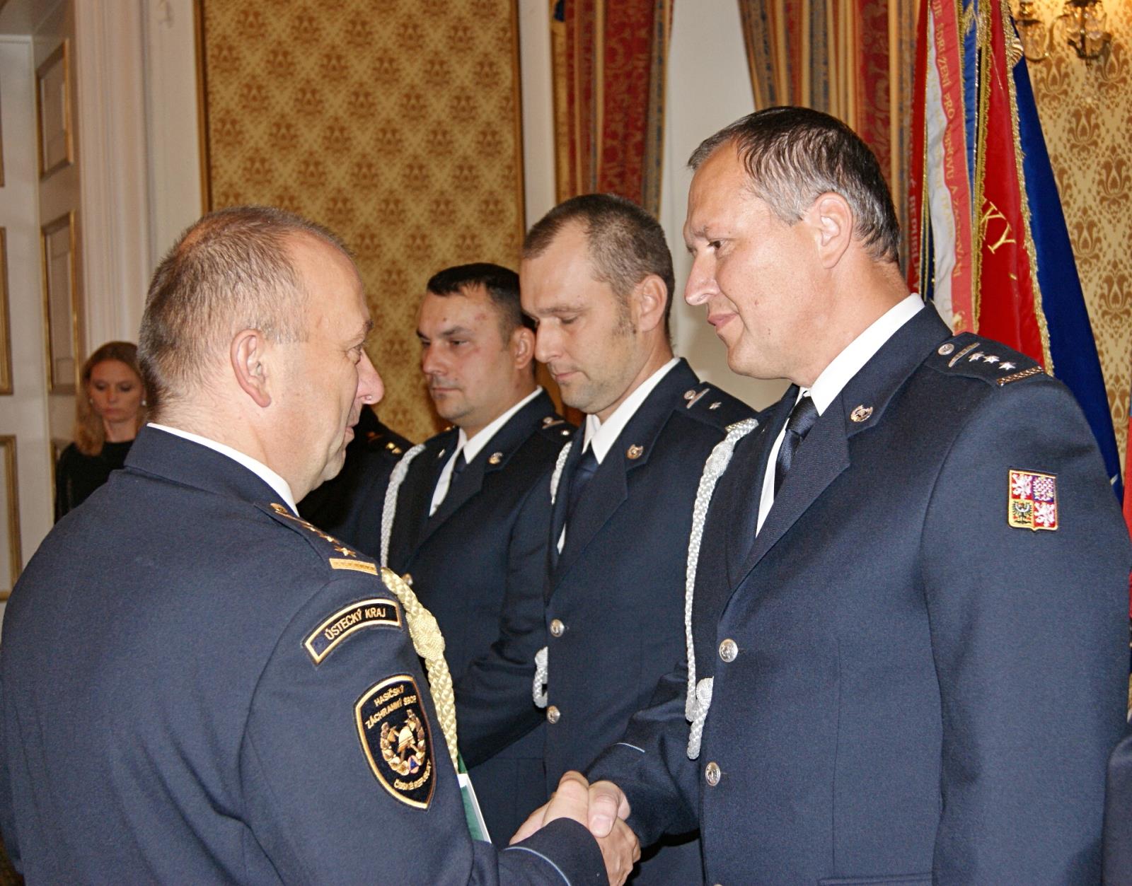 Služební medaile říjen 2018 (26).JPG