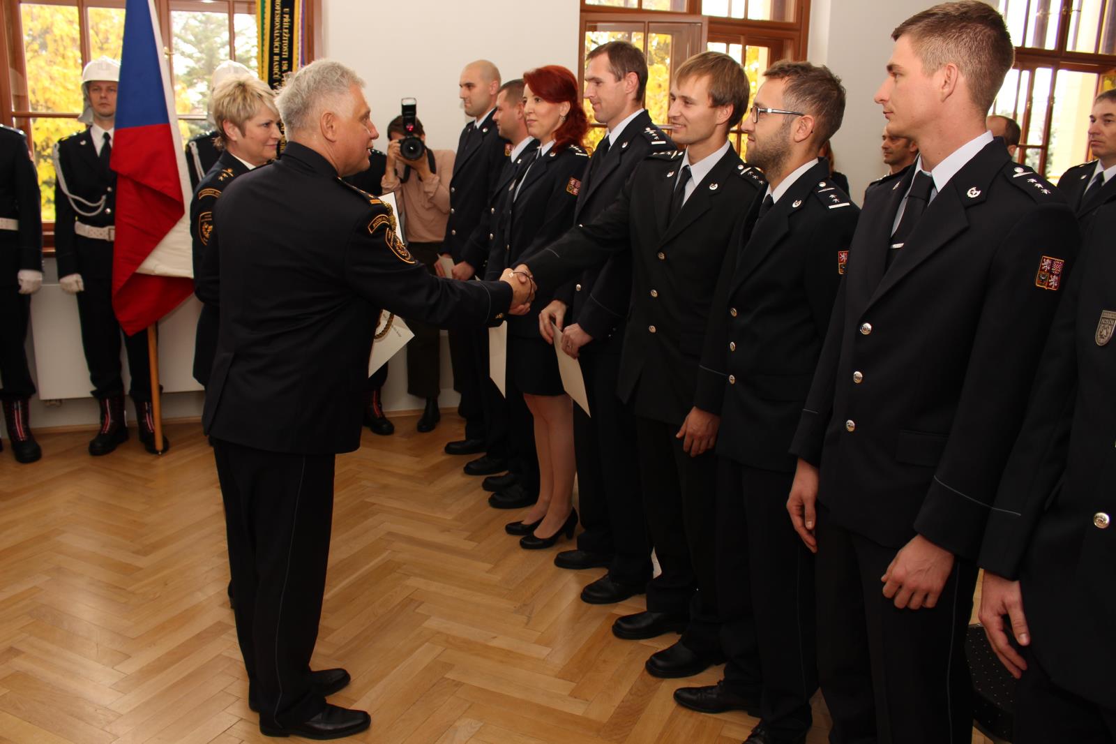 Služební slib, předání medailí, ocenění sportovců, České Budějovice - 25. 10. 2017 (7).JPG