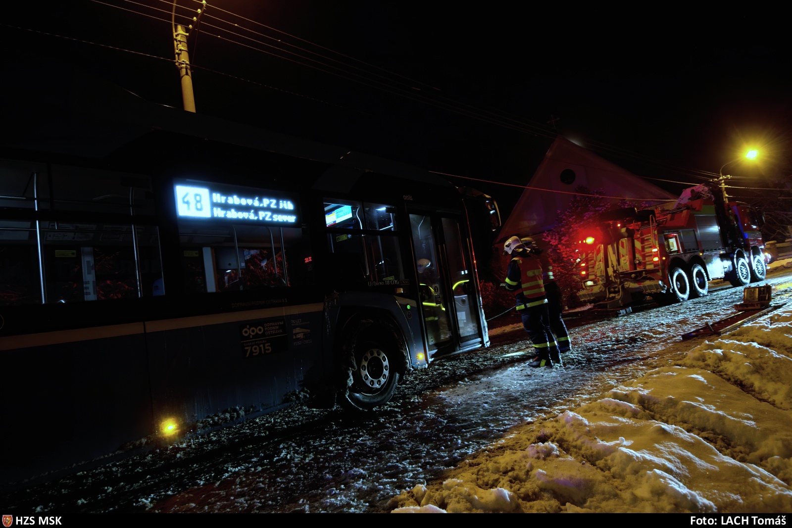 Snih_vyprostovani_Ostrava (4).jpg