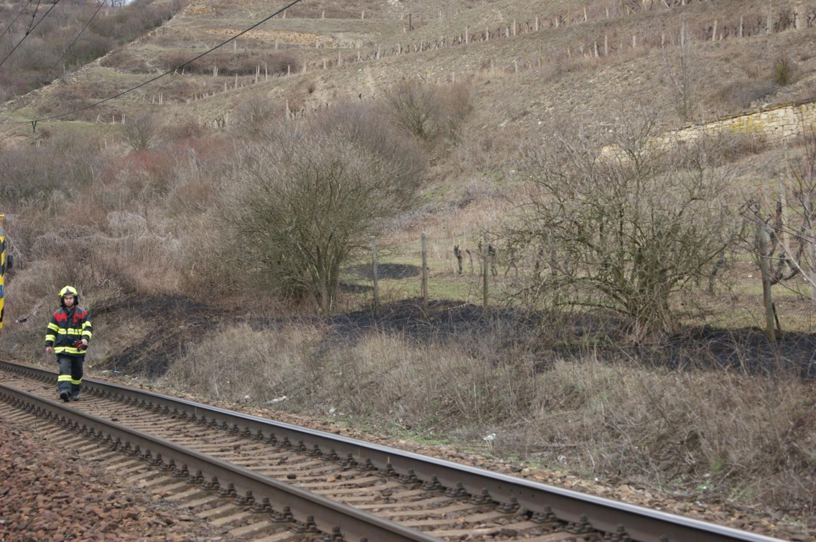 Spadlý stožár Žernoseky (5).JPG