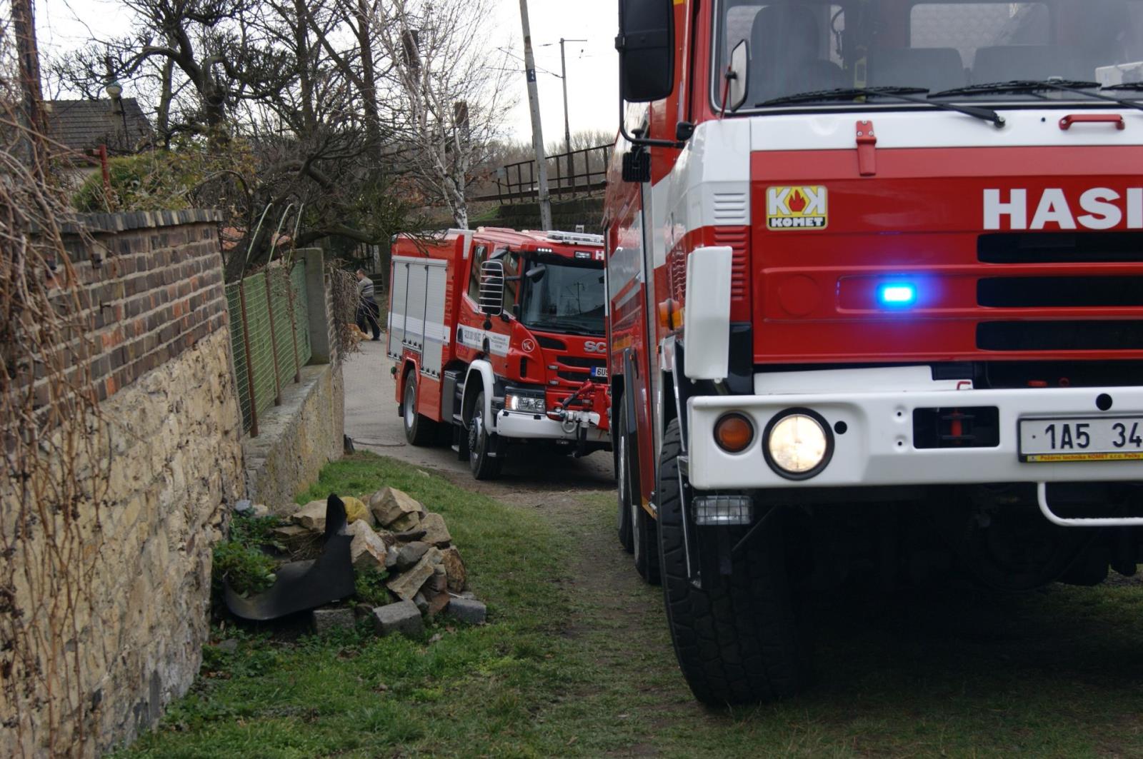 Spadlý stožár Žernoseky (8).JPG