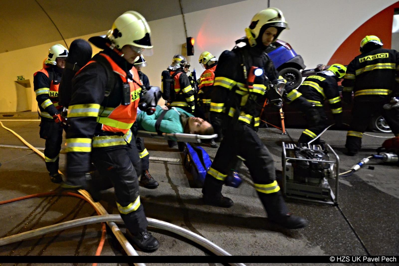Taktické cvičení tunel (16).jpg