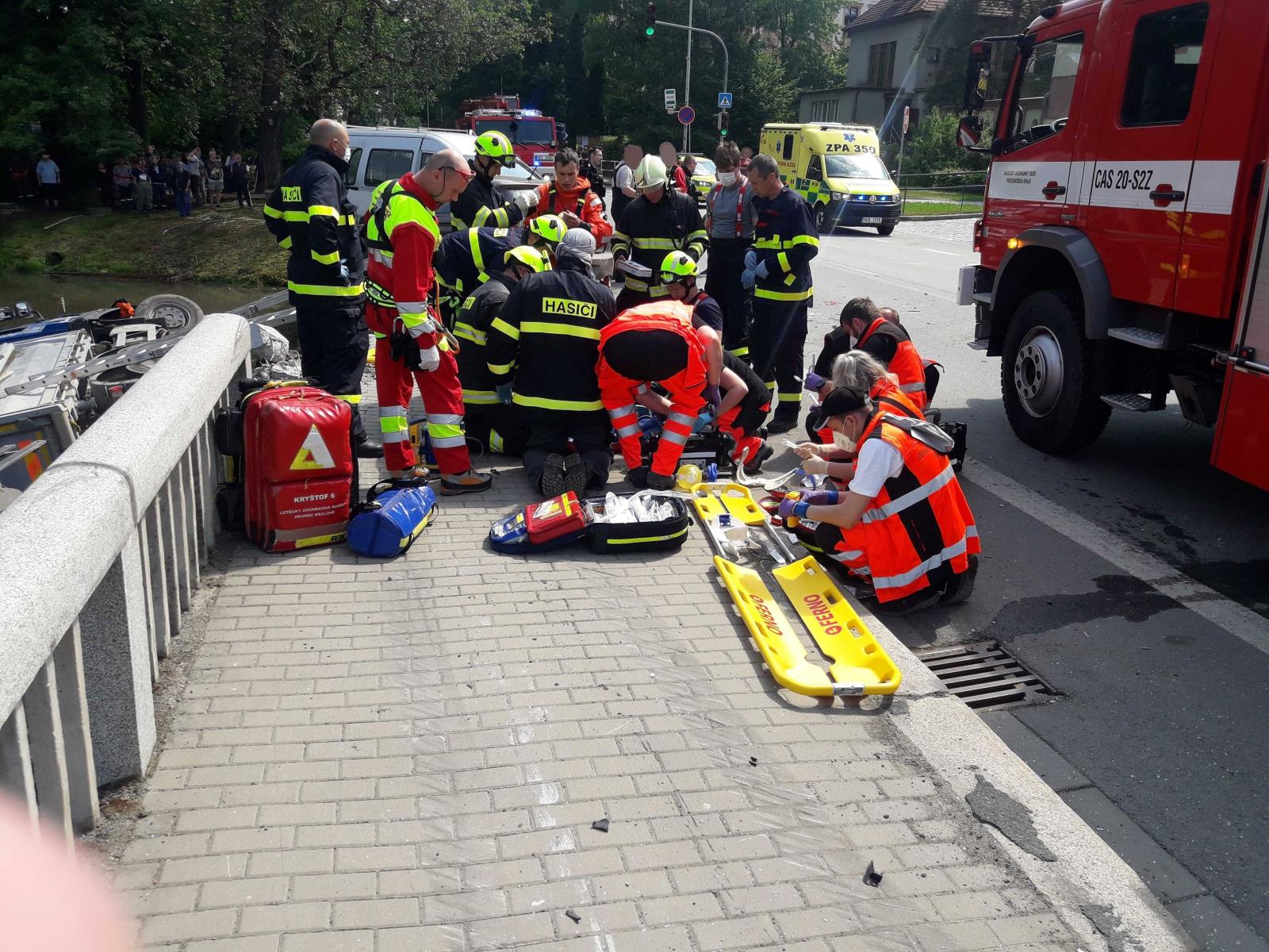 Tragická dopravní nehoda Polička1 11.6.2021.jpg