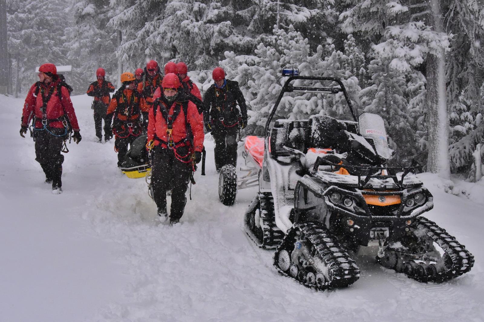Výcvik HZS HS Sněžka (15).JPG
