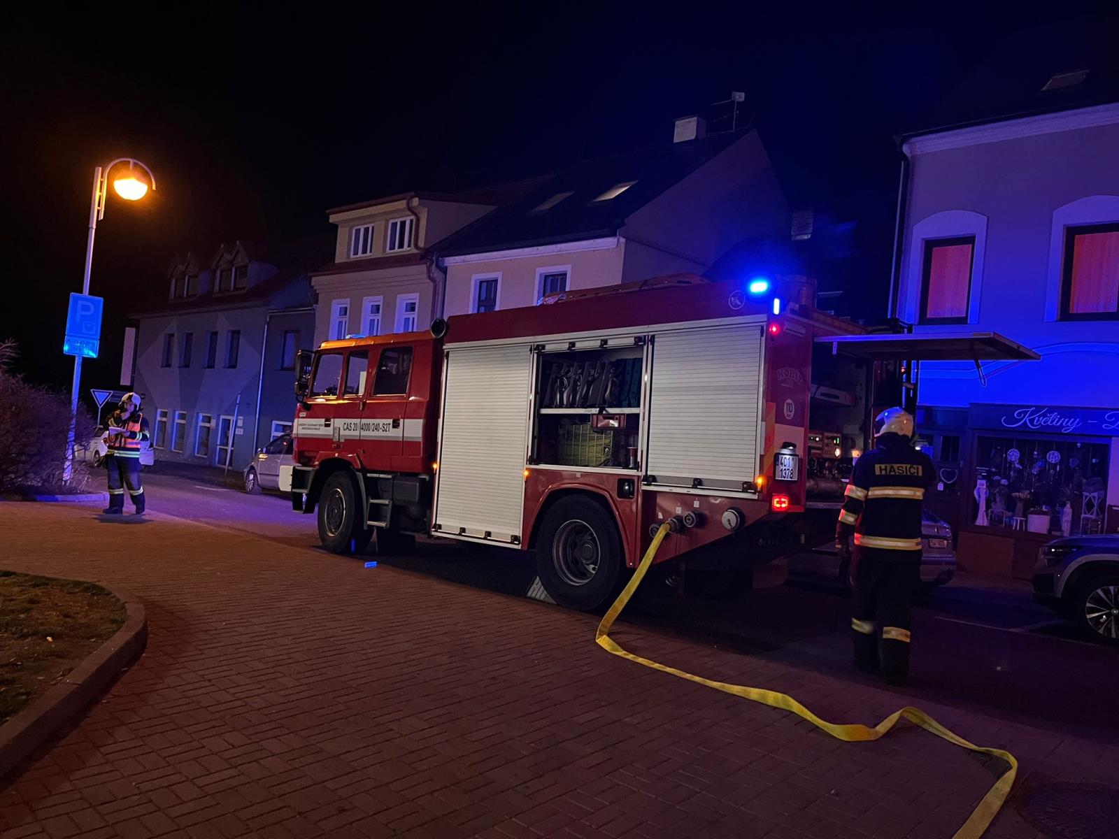 Výcvik - hašení elektromobilu Tesla, Tábor - 29. 2. 2024 (7).jpg