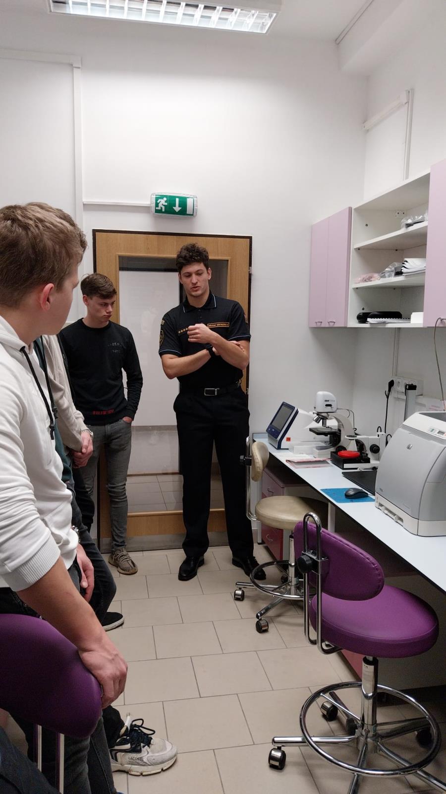 Vzdelavame stredoskolske studenty ze zahranici_07.jpg