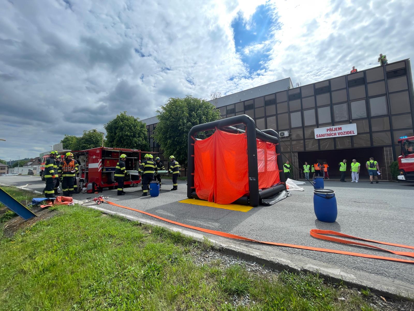 WhatsApp Image 2025-05-30 at 09.34.15.jpeg